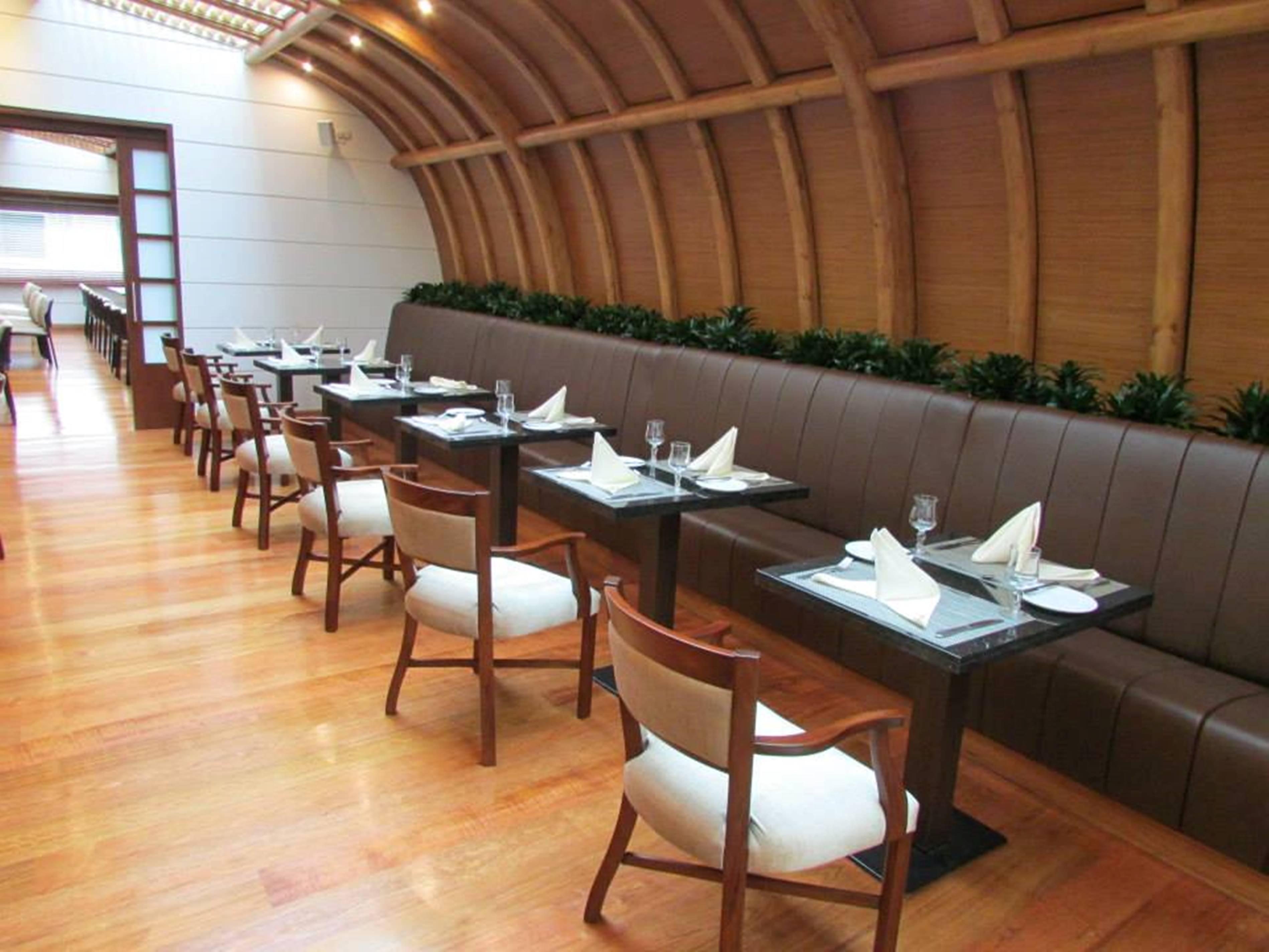 Hotel Dann Carlton Bogota Luaran gambar The interior of the restaurant