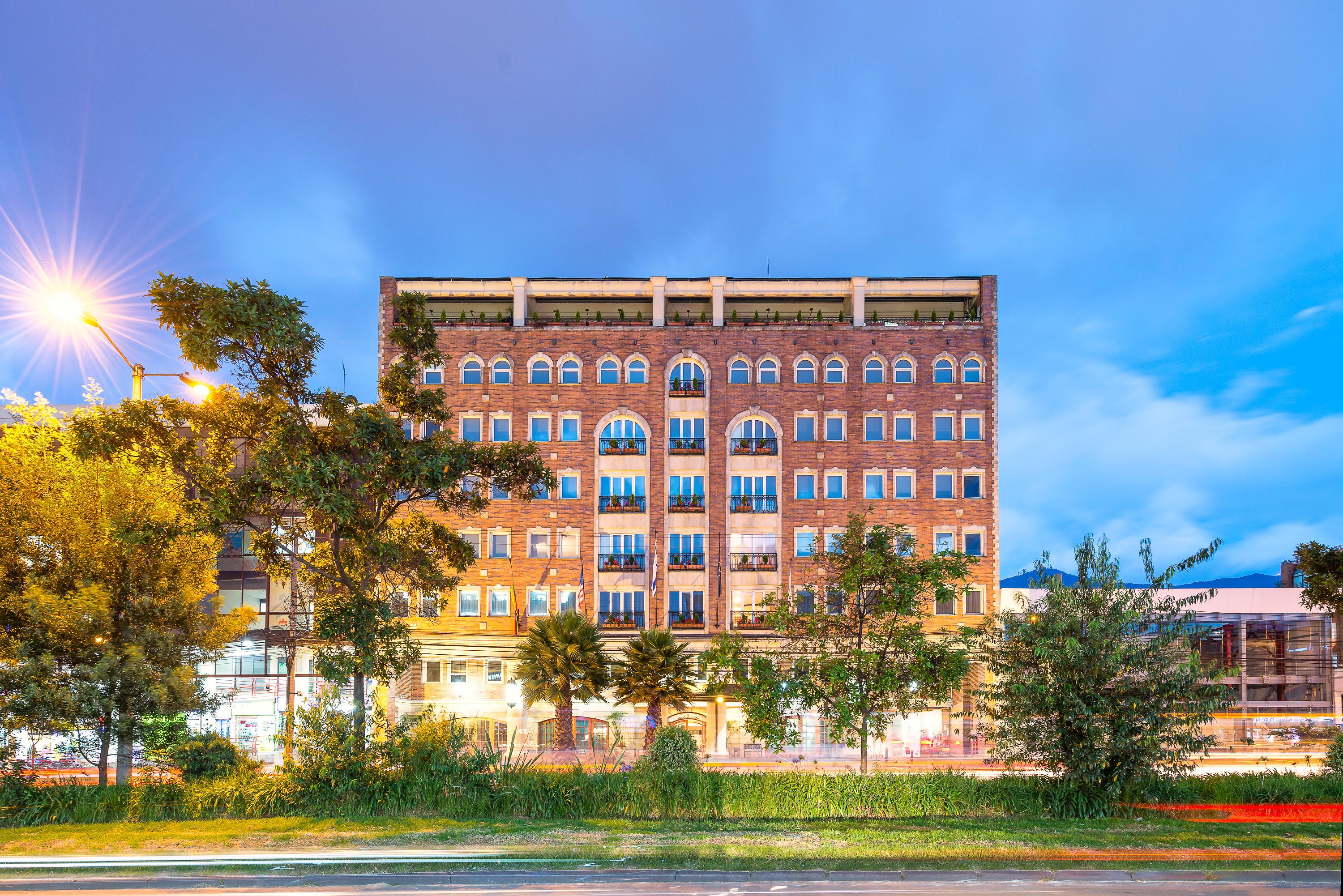 Hotel Dann Carlton Bogota Luaran gambar The building in 2016